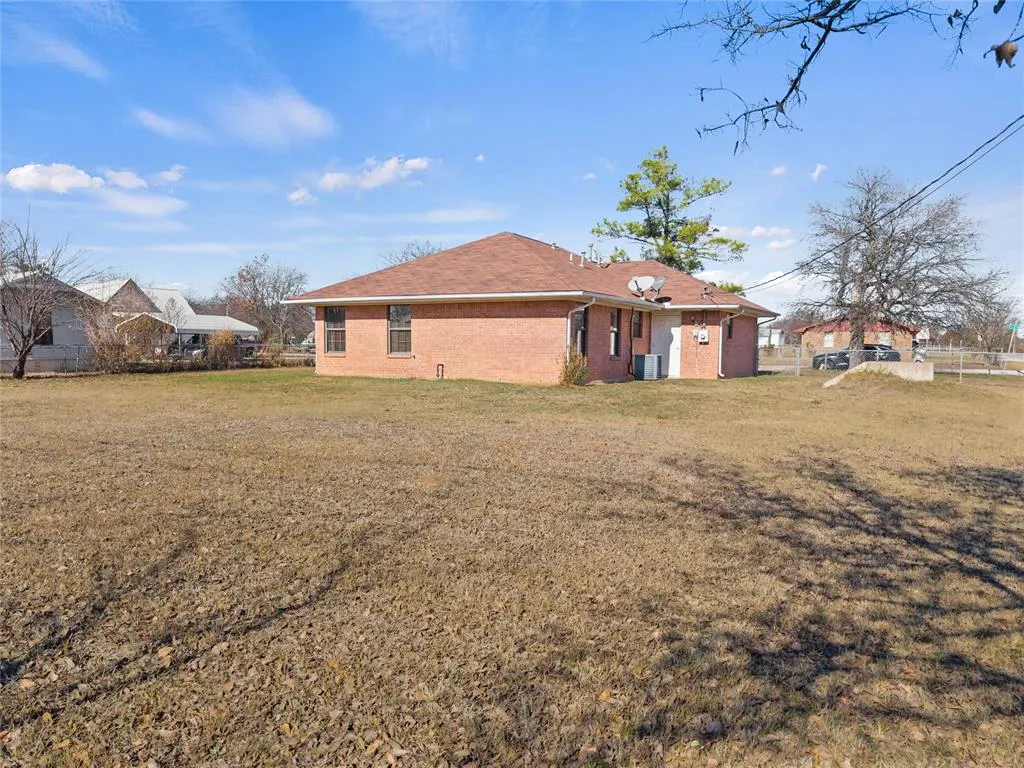 Photo 31 — 419 E F Street, Ringling, OK 73456