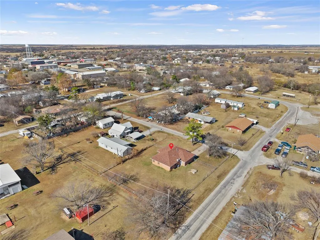Photo 37 — 419 E F Street, Ringling, OK 73456
