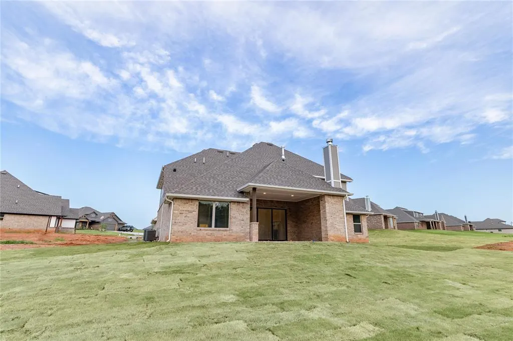 Photo 37 — 523 Still Meadows, Guthrie, OK 73044