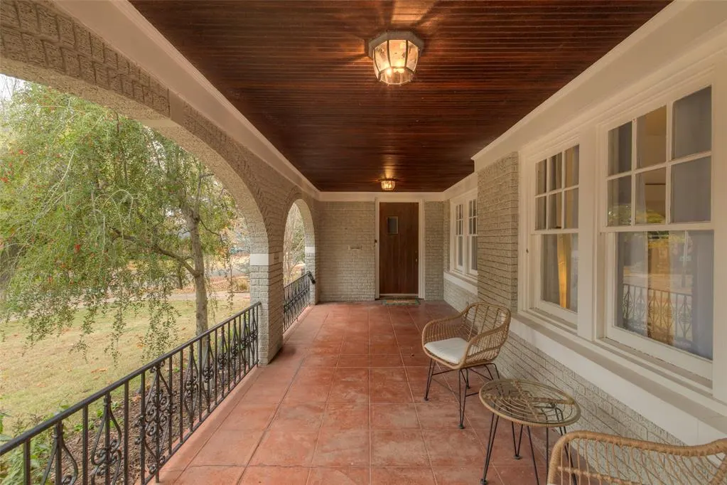 Photo 2 — 237 NW Eubanks Street, Oklahoma City, OK 73118