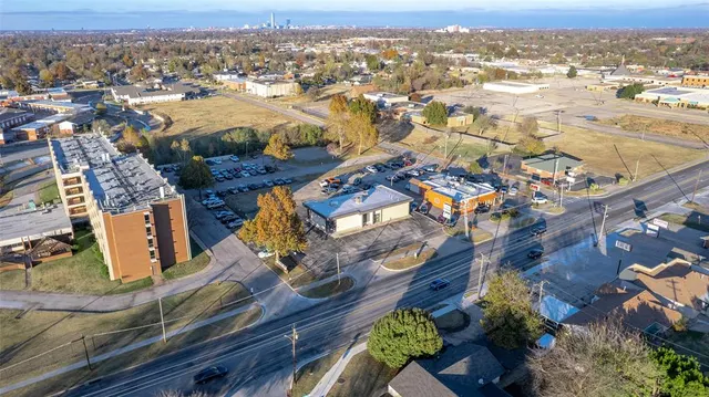 Photo 8 — 2303 SW 59th Street, Oklahoma City, OK 73119