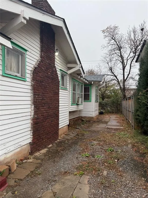 Photo 4 — 208 NE 15th Street, Oklahoma City, OK 73104