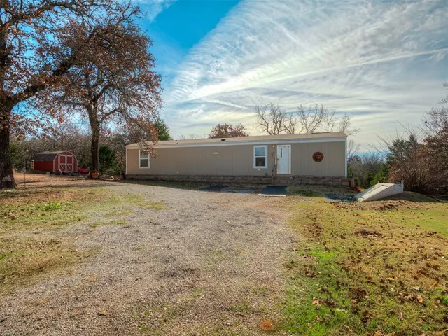 Photo 2 — 20360 E Memorial Road, Luther, OK 73054