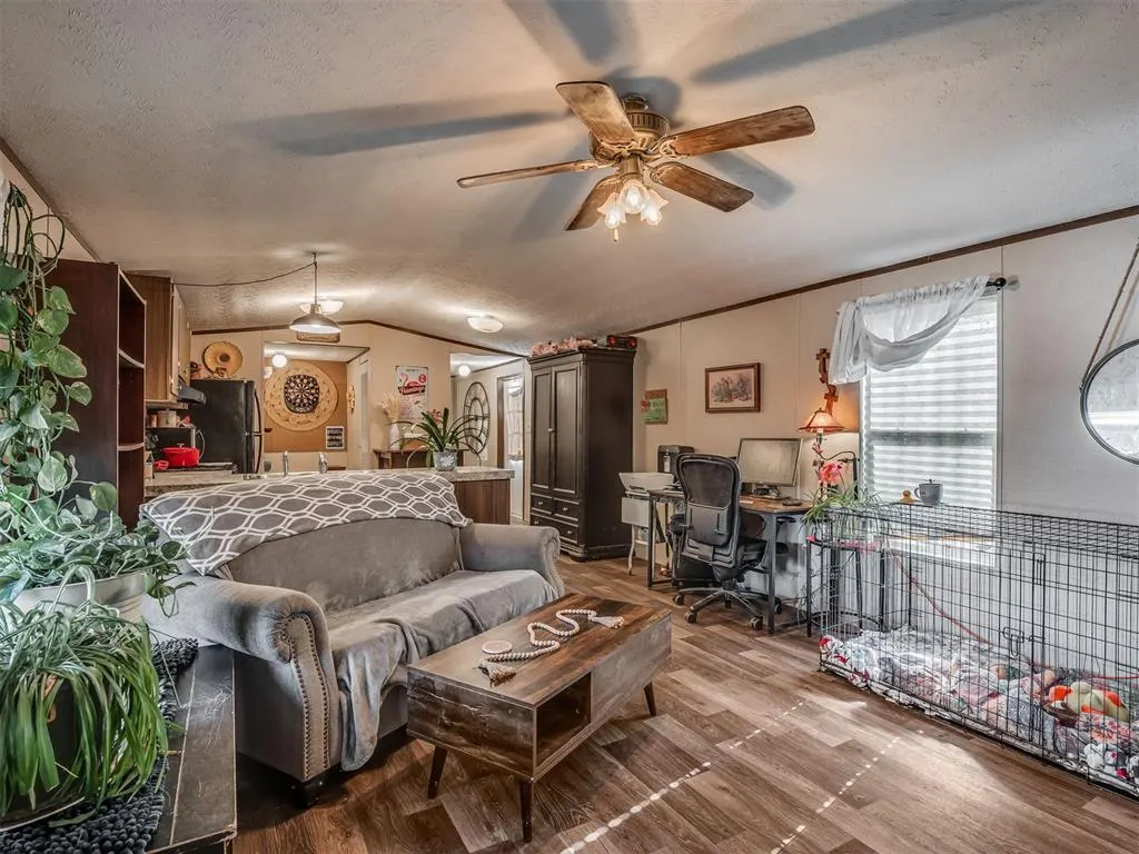 Photo 6 — 20360 E Memorial Road, Luther, OK 73054