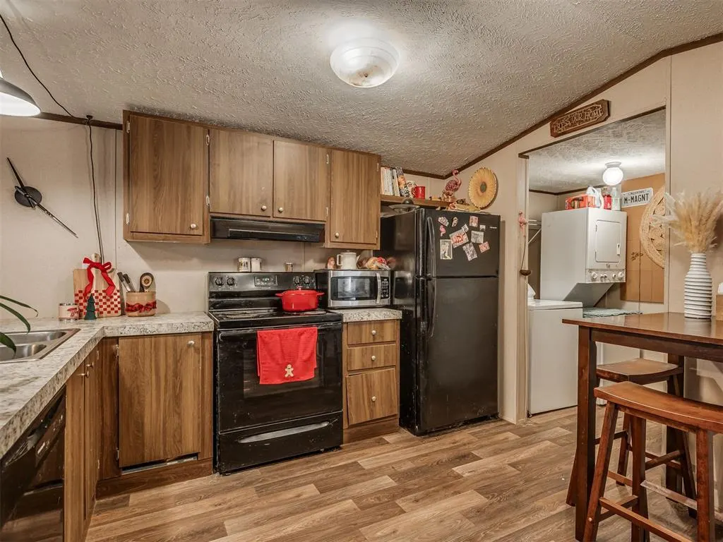 Photo 12 — 20360 E Memorial Road, Luther, OK 73054