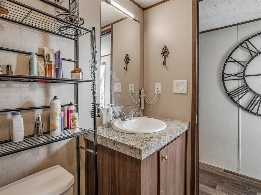 Photo 20 — 20360 E Memorial Road, Luther, OK 73054