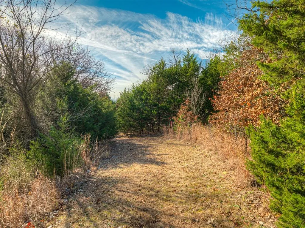 Photo 25 — 20360 E Memorial Road, Luther, OK 73054