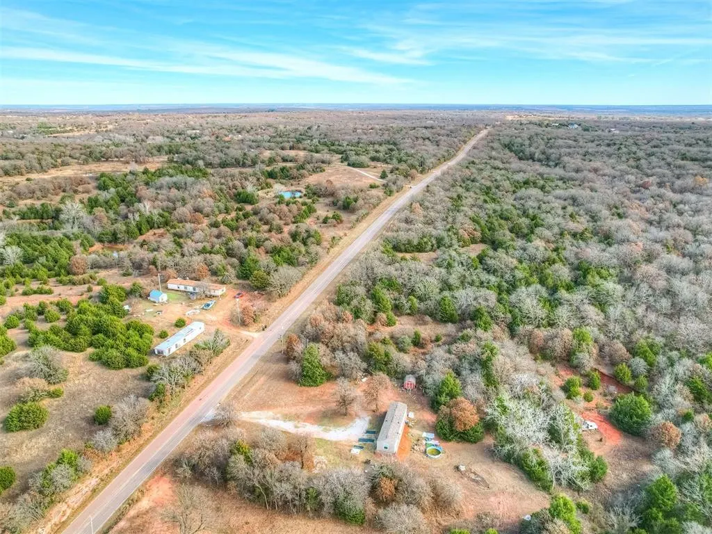 Photo 32 — 20360 E Memorial Road, Luther, OK 73054