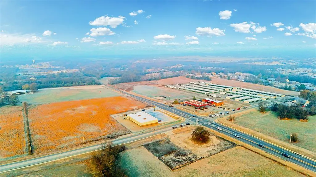 Photo 4 — 2925 W Holly/Hwy 20 Road, Claremore, OK 74017