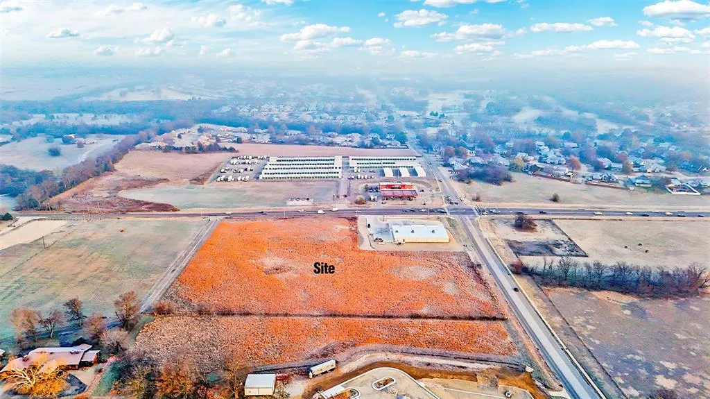 Photo 7 — 2925 W Holly/Hwy 20 Road, Claremore, OK 74017