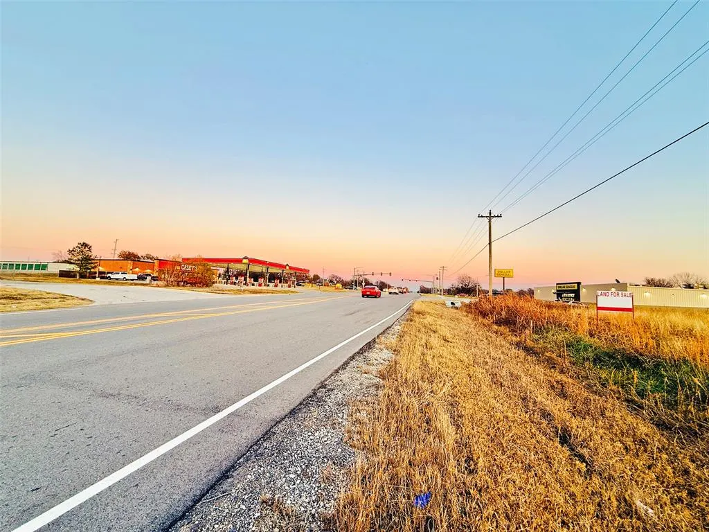 Photo 33 — 2925 W Holly/Hwy 20 Road, Claremore, OK 74017
