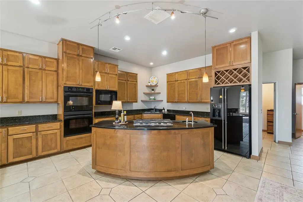 Photo 13 — 18301 Drummond Road, Shawnee, OK 74801