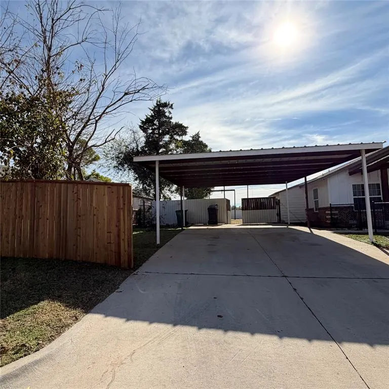 Photo 5 — 322 SE 55th Street, Oklahoma City, OK 73129