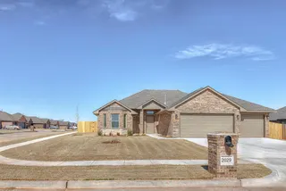 Sold home at 2029 W Flintlock Way