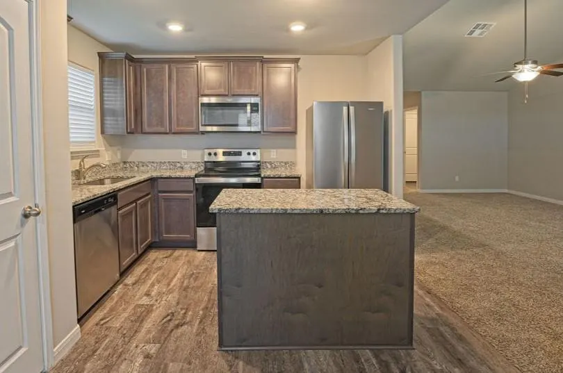 Photo 13 — 2301 Scarlet Lane, El Reno, OK 73036