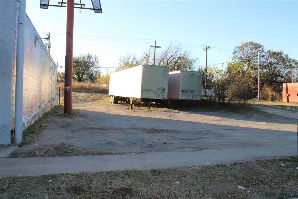 Front exterior — 2513 S Agnew, Oklahoma City, OK 73108