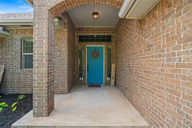 Photo 3 — 7324 Ridge Manor Lane, Oklahoma City, OK 73150