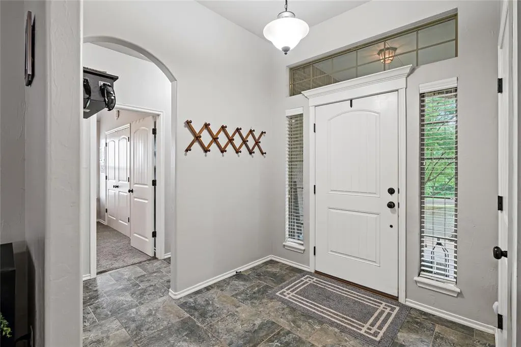 Photo 4 — 7324 Ridge Manor Lane, Oklahoma City, OK 73150