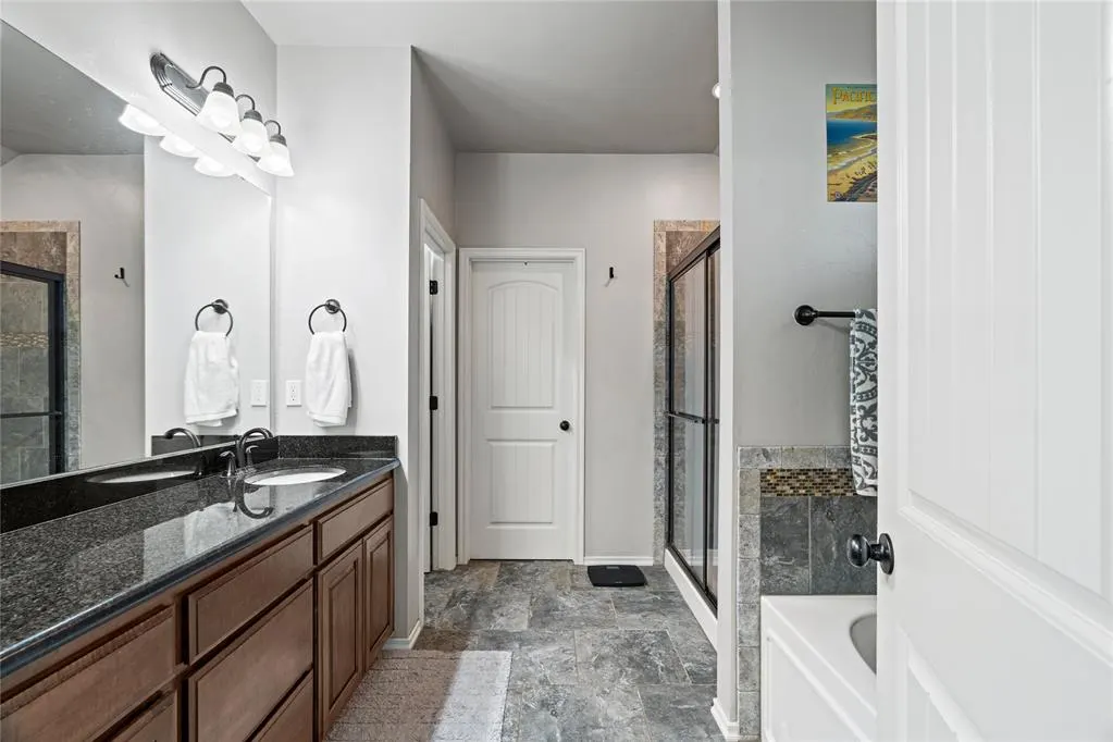 Photo 14 — 7324 Ridge Manor Lane, Oklahoma City, OK 73150