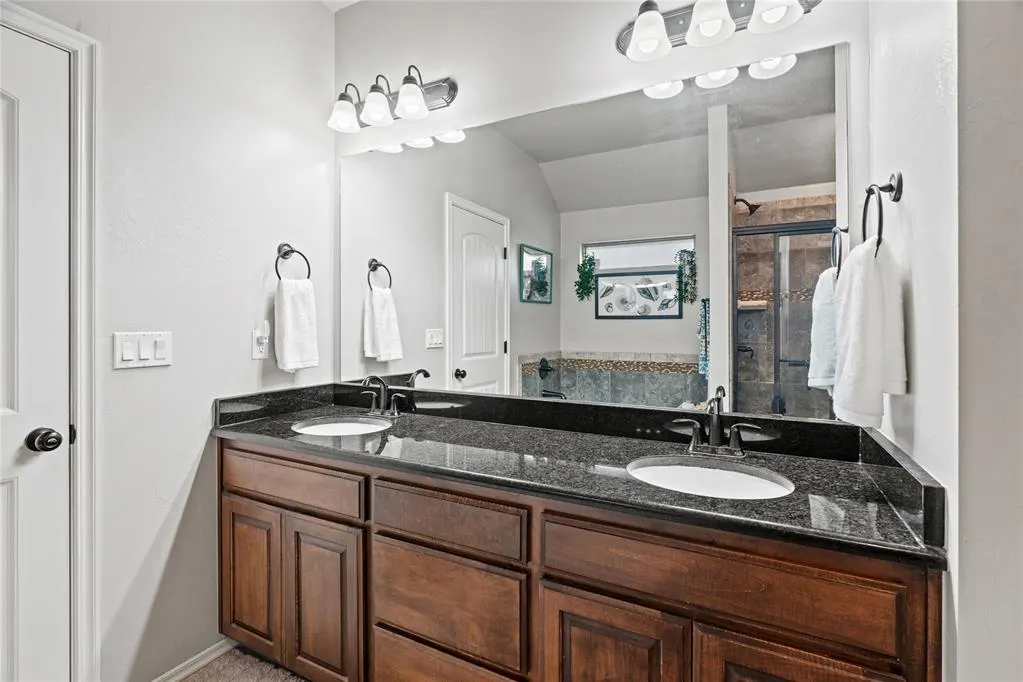 Photo 15 — 7324 Ridge Manor Lane, Oklahoma City, OK 73150
