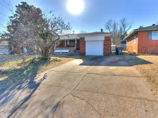 Sold home at 3016 NW 70th Street