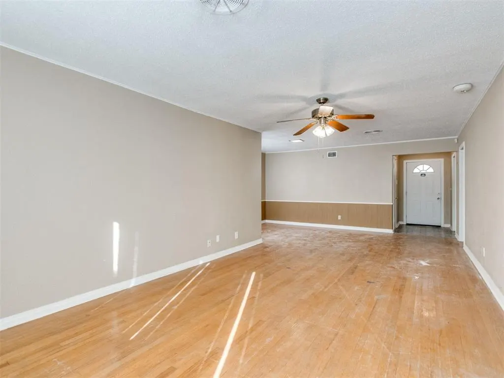 Photo 4 — 3016 NW 70th Street, Oklahoma City, OK 73116