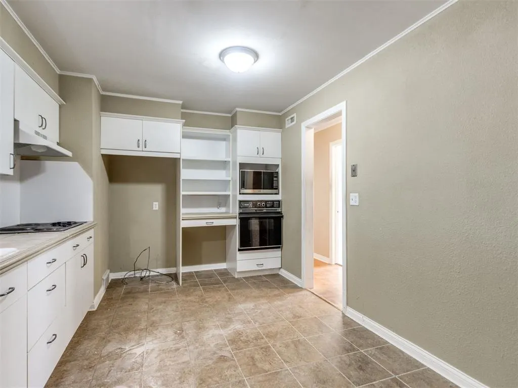 Photo 11 — 3016 NW 70th Street, Oklahoma City, OK 73116