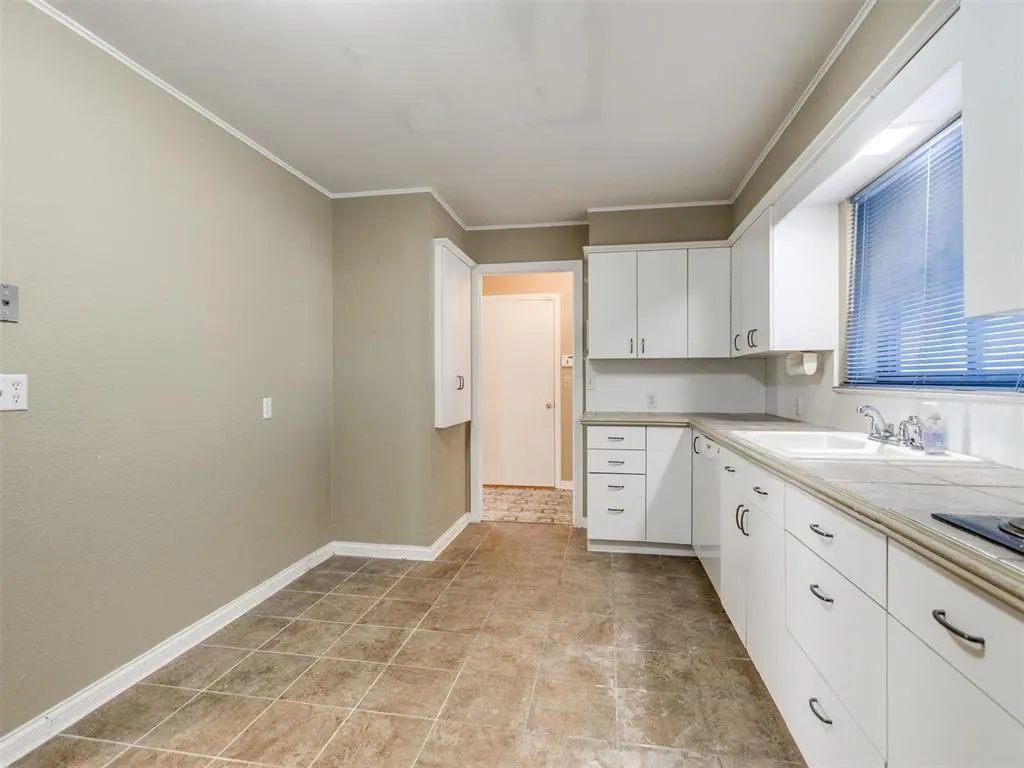 Photo 15 — 3016 NW 70th Street, Oklahoma City, OK 73116