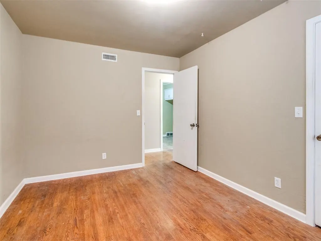 Photo 19 — 3016 NW 70th Street, Oklahoma City, OK 73116