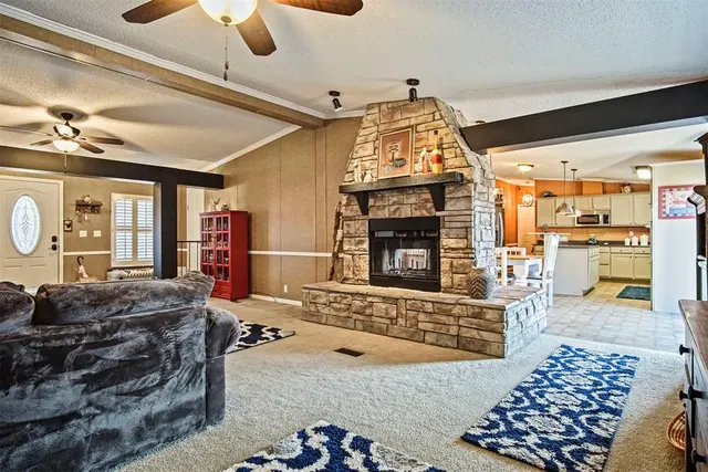 Photo 8 — 425 Caddo Place, Geary, OK 73040