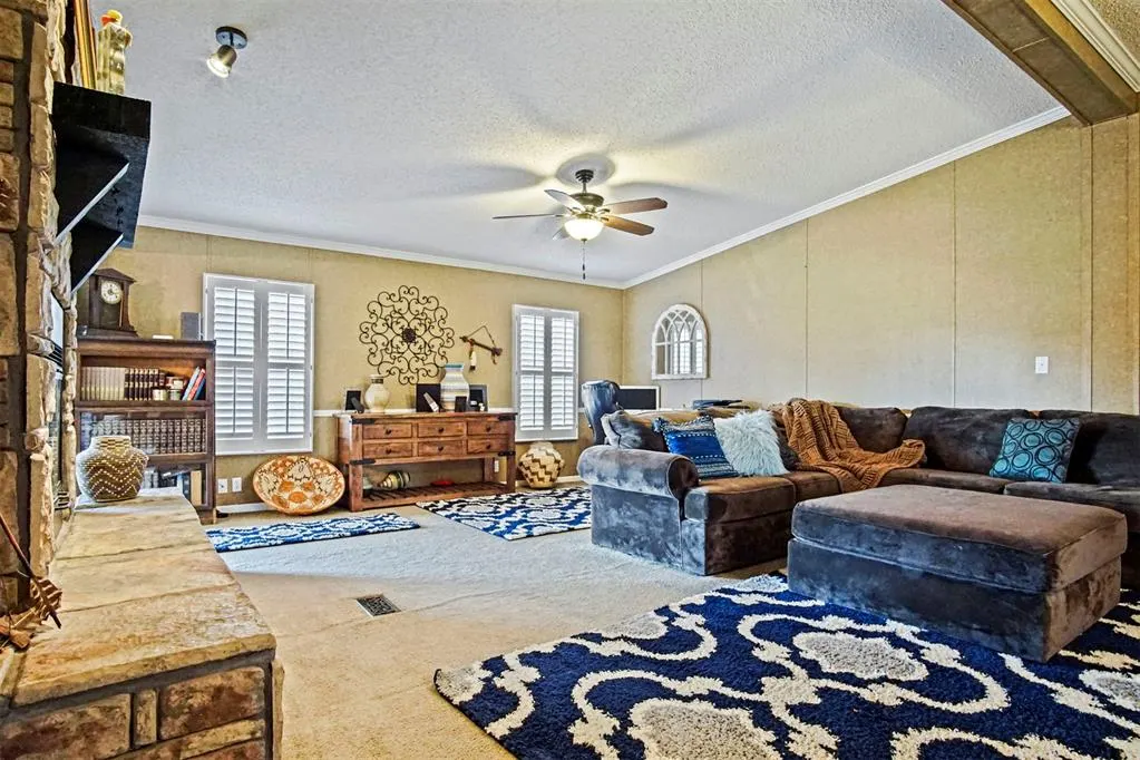 Photo 11 — 425 Caddo Place, Geary, OK 73040