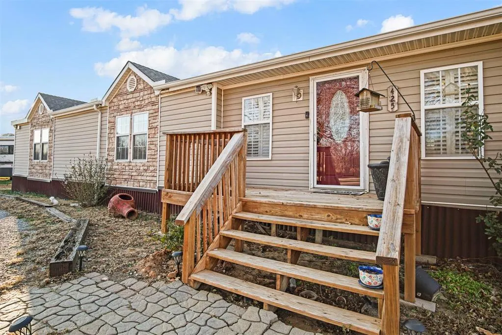 Photo 46 — 425 Caddo Place, Geary, OK 73040