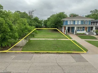 Sold home at 228 NE 14th Street