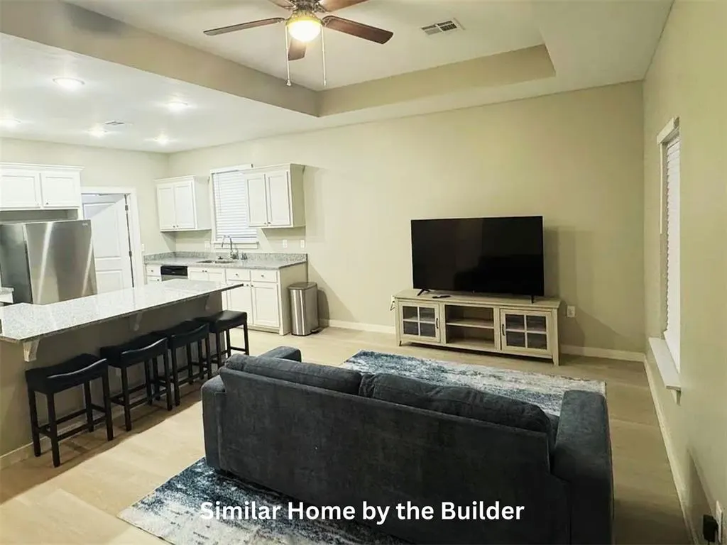 Photo 4 — 108 Sterling Drive, Chickasha, OK 73018