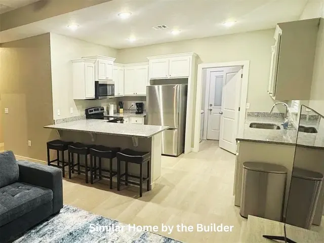 Photo 6 — 108 Sterling Drive, Chickasha, OK 73018