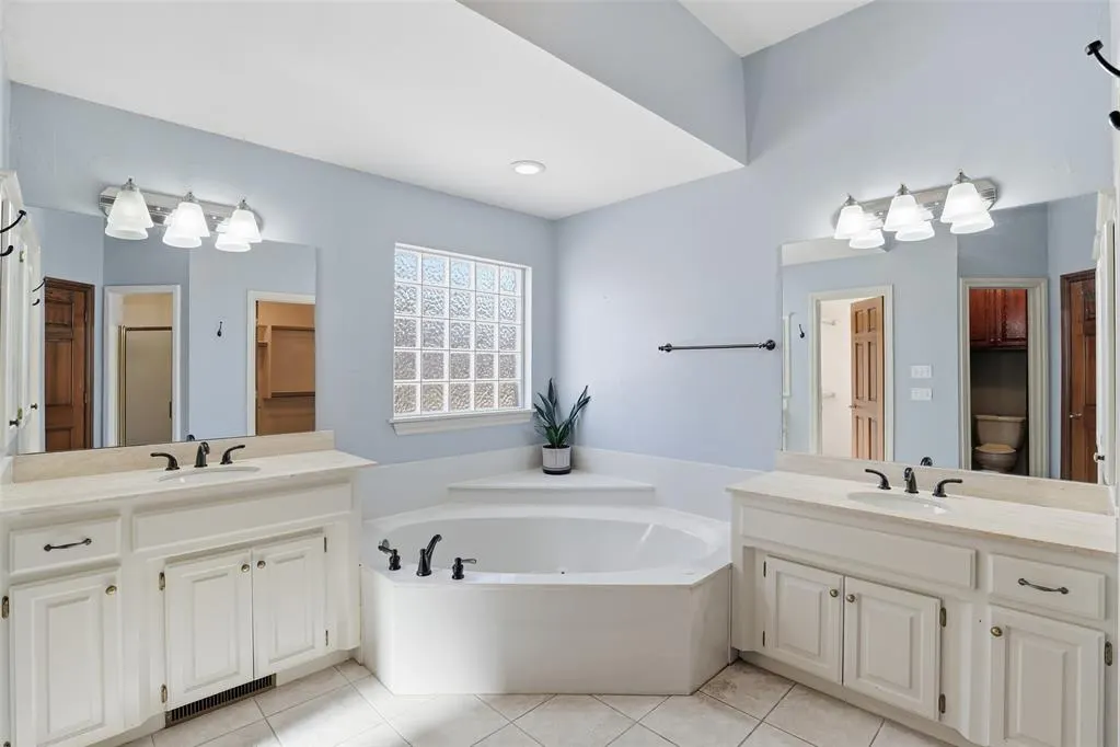 Photo 13 — 6209 Plum Thicket Road, Oklahoma City, OK 73162