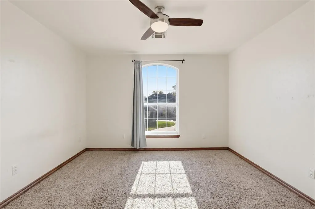 Photo 15 — 6209 Plum Thicket Road, Oklahoma City, OK 73162