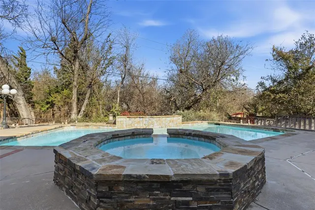 Photo 4 — 6209 Plum Thicket Road, Oklahoma City, OK 73162