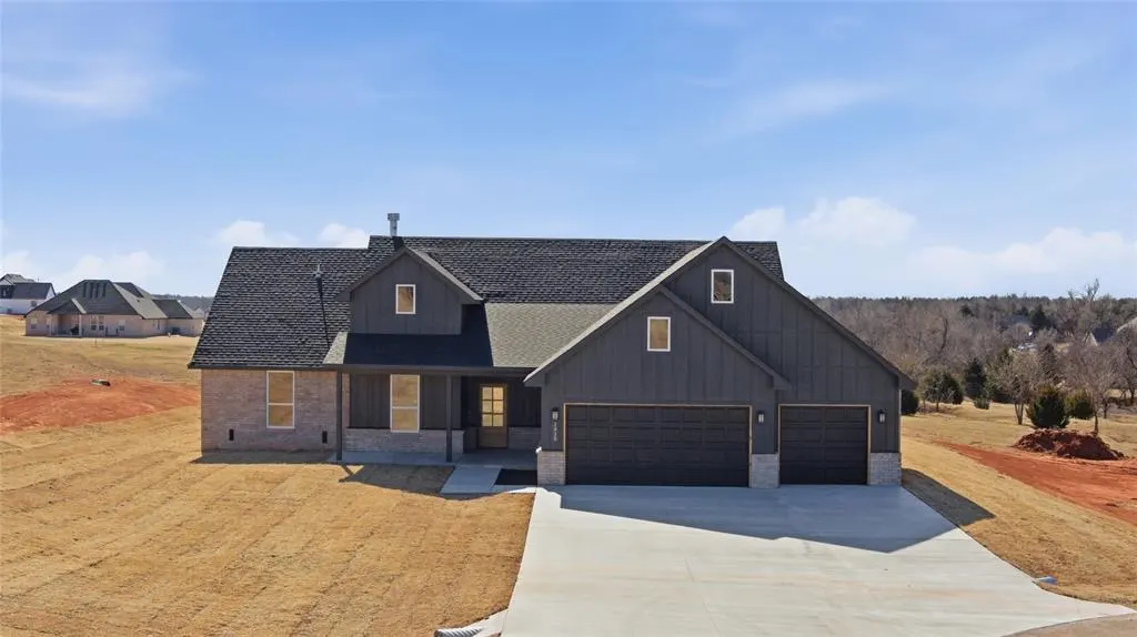 Front exterior — 2439 Wind River Circle, Blanchard, OK 73010