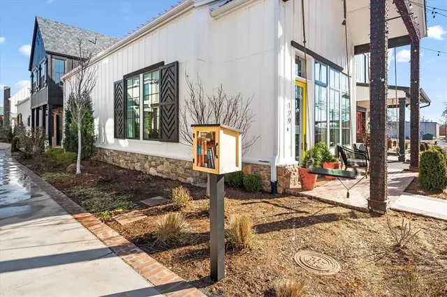Photo 4 — 225 W First Street 113, Edmond, OK 73003