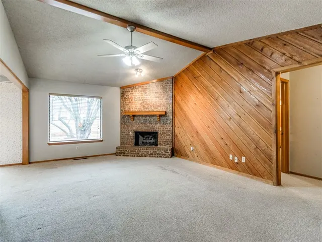Photo 3 — 2109 Castle Rock, Edmond, OK 73003