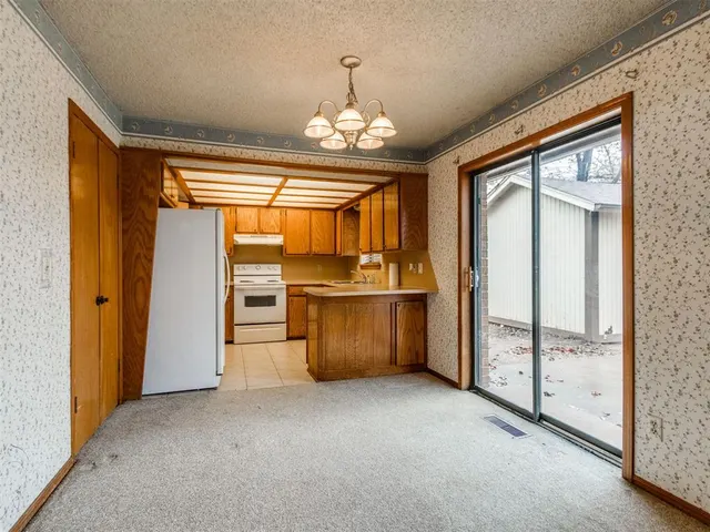 Photo 6 — 2109 Castle Rock, Edmond, OK 73003