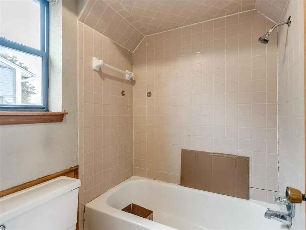 Photo 12 — 2109 Castle Rock, Edmond, OK 73003