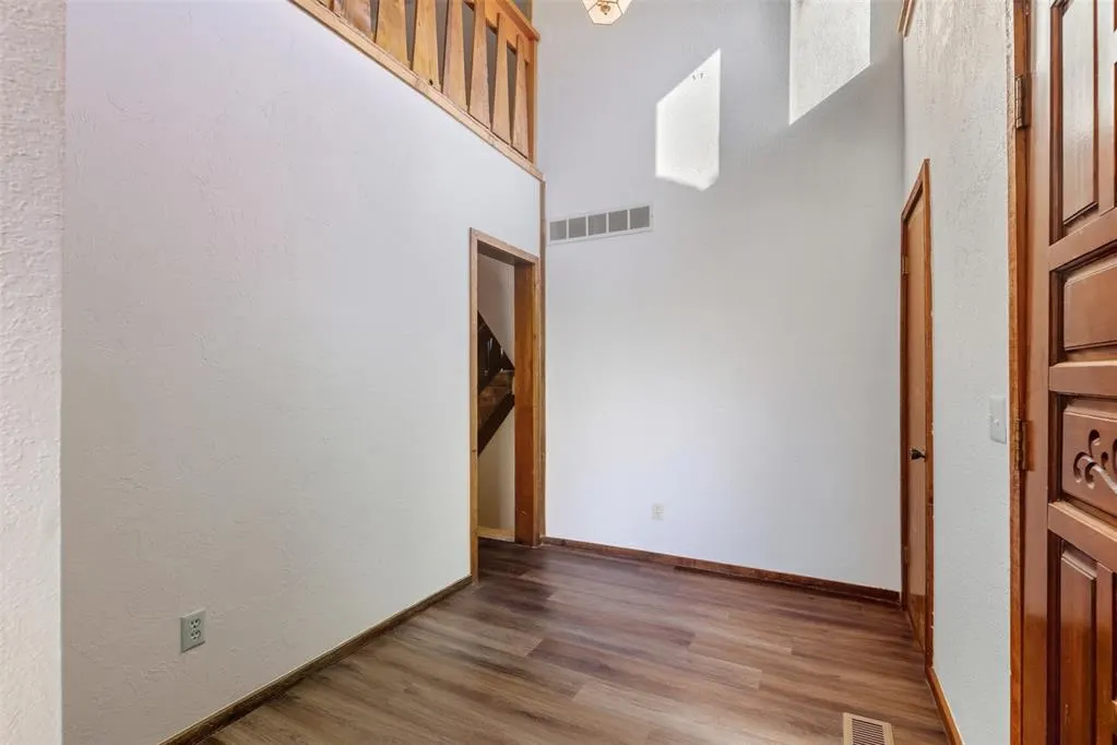 Photo 6 — 13517 Inverness Avenue, Oklahoma City, OK 73120