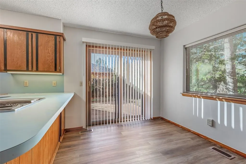 Photo 17 — 13517 Inverness Avenue, Oklahoma City, OK 73120