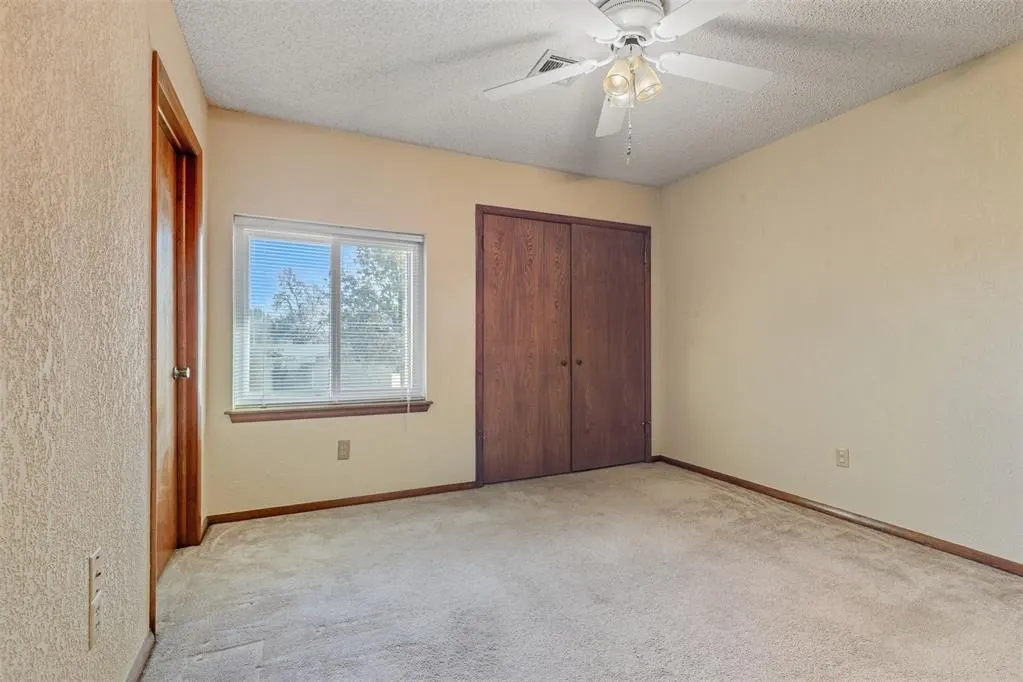 Photo 28 — 13517 Inverness Avenue, Oklahoma City, OK 73120