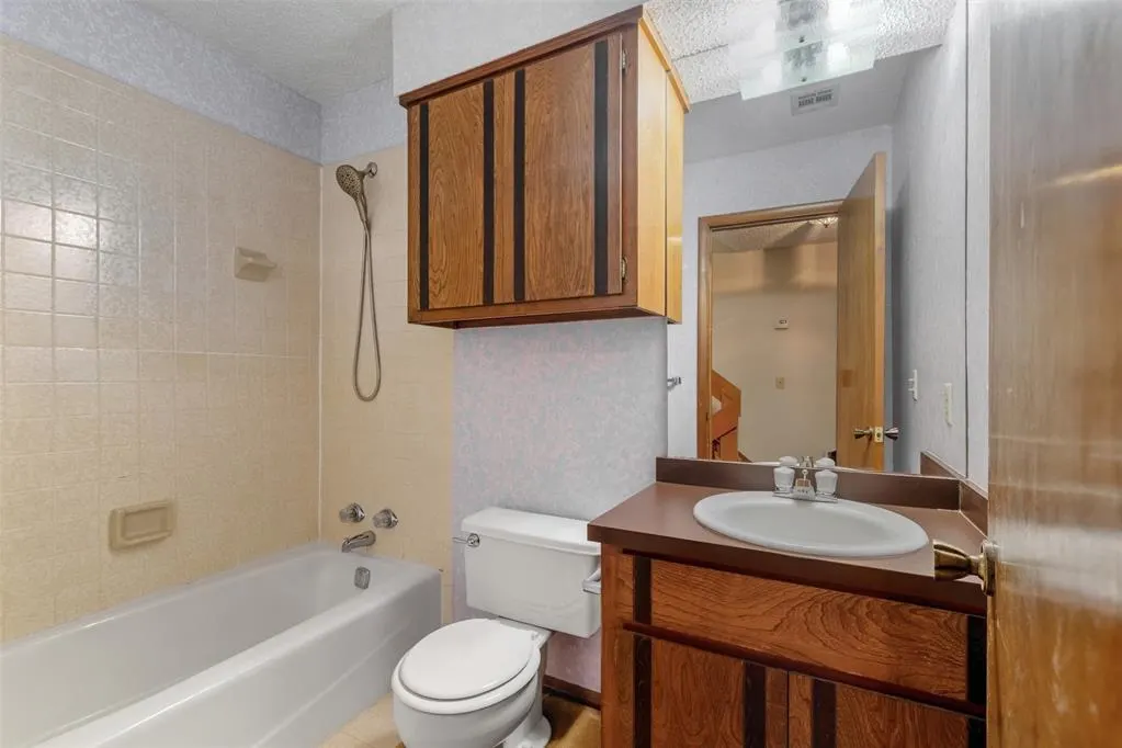 Photo 30 — 13517 Inverness Avenue, Oklahoma City, OK 73120