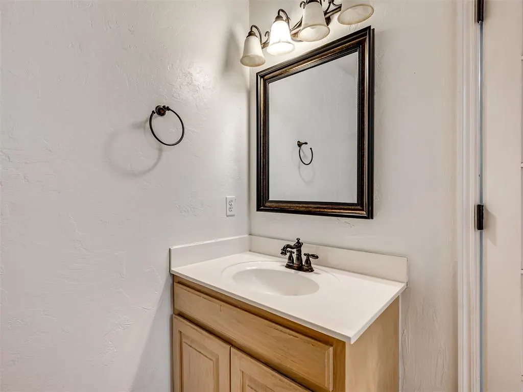 Photo 21 — 1909 Fair Meadow Drive, Edmond, OK 73003