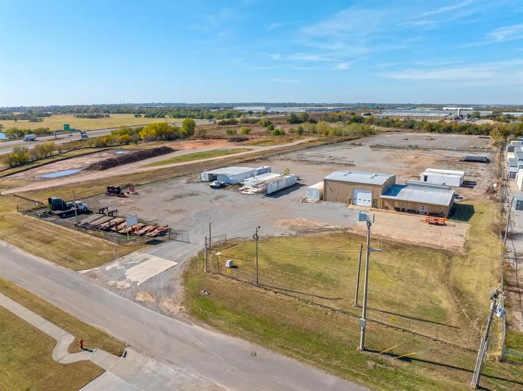 Photo 5 — 4901 S Rockwell Avenue, Oklahoma City, OK 73179