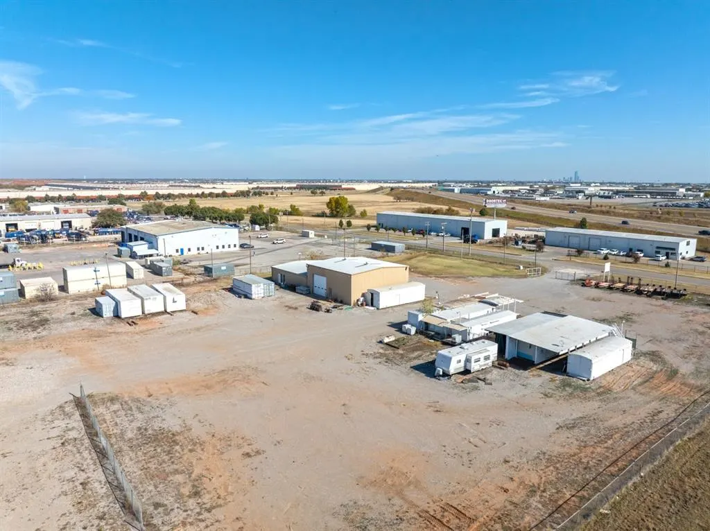 Photo 11 — 4901 S Rockwell Avenue, Oklahoma City, OK 73179